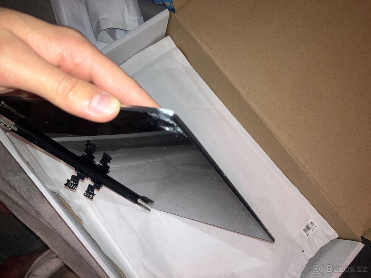 Display Dell XPS 9300 na nahradní díly - 4