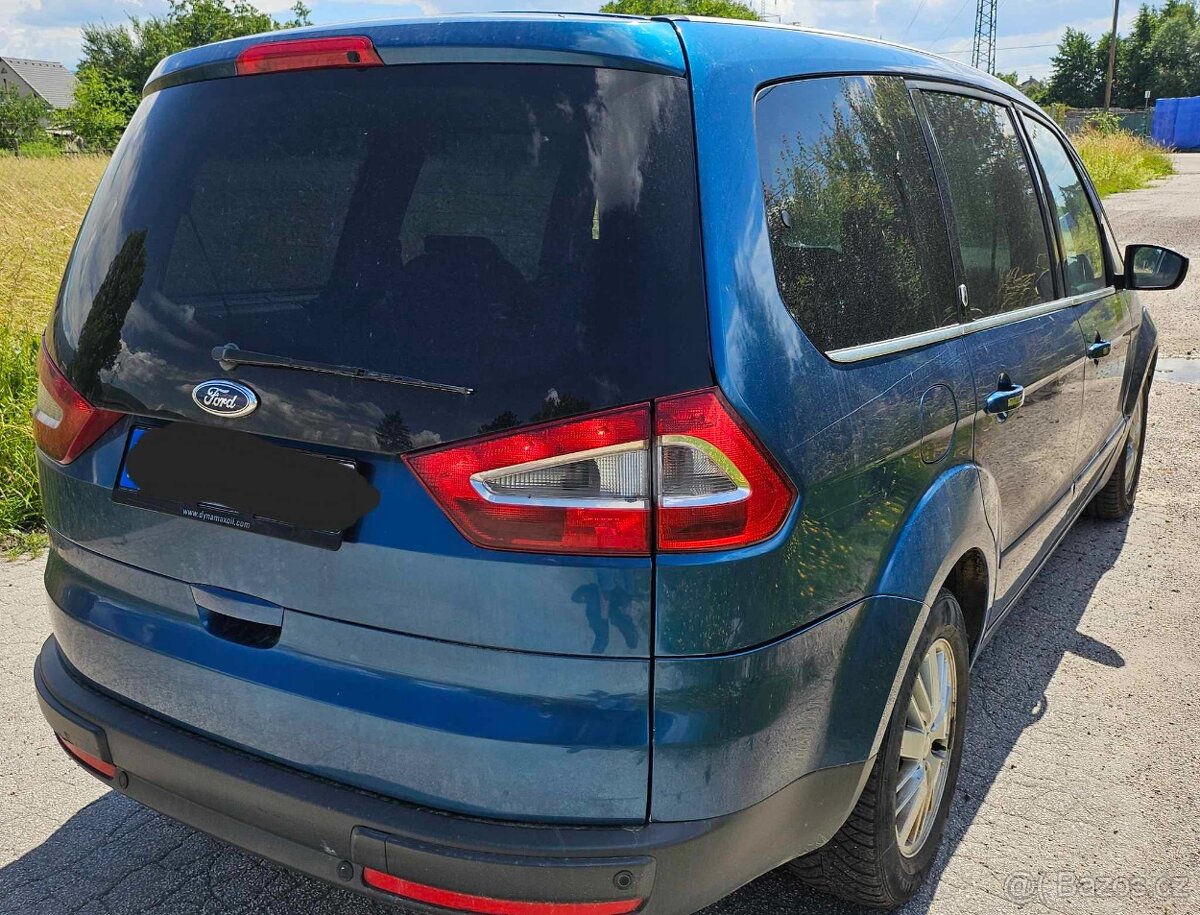Rozprodám Ford Galaxy 2.0 tdci 103kw 2008 - 4