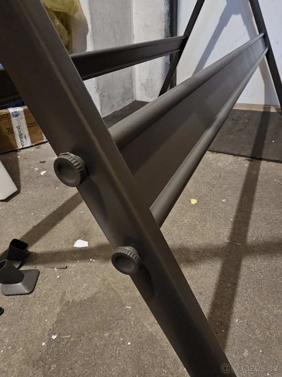 Stojan na sušení oblečení - 4