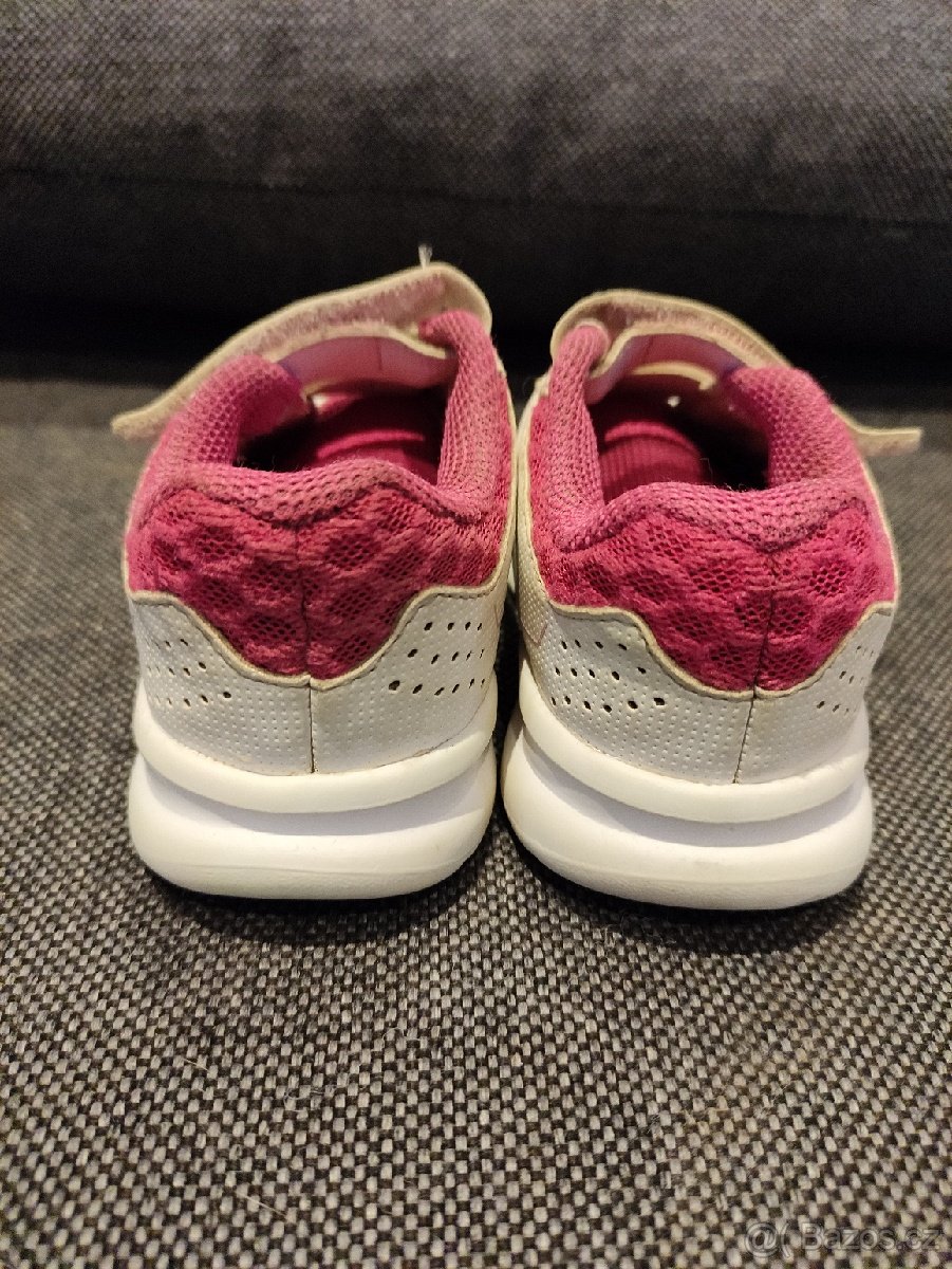Dívčí tenisky Adidas, vel. 23 - 4
