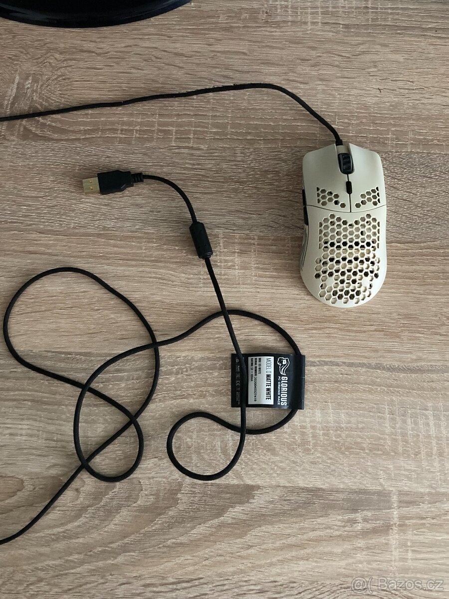 Glorious Model O (Matte White) - 4