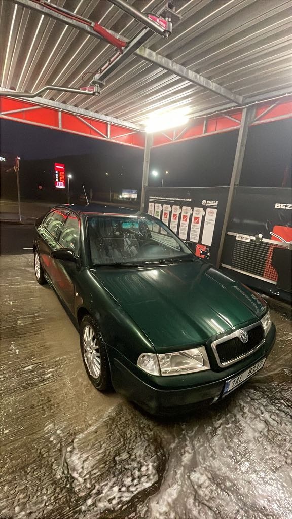 Škoda Octavia I.sedan - 4