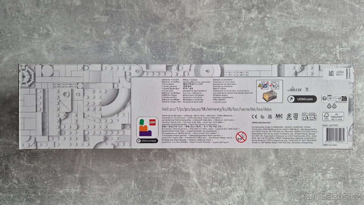 LEGO Icons - Santa post office 10339 - 4