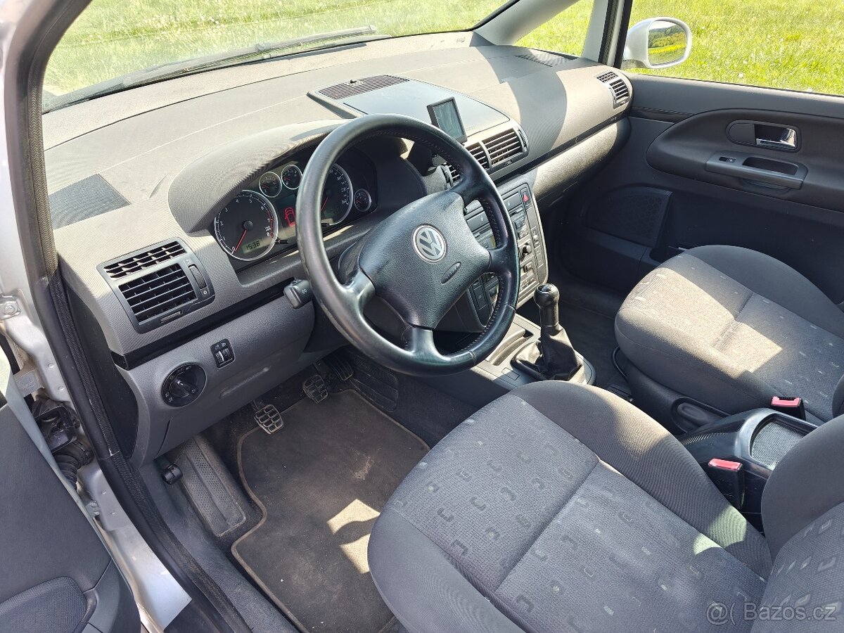 Sharan 2008 benzín 110kW 186tis.km STK 07/2027 - 4