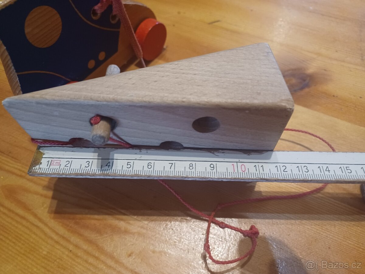 Dřevěné hračky- Provlékačka + na zavazování tkaniček - 4