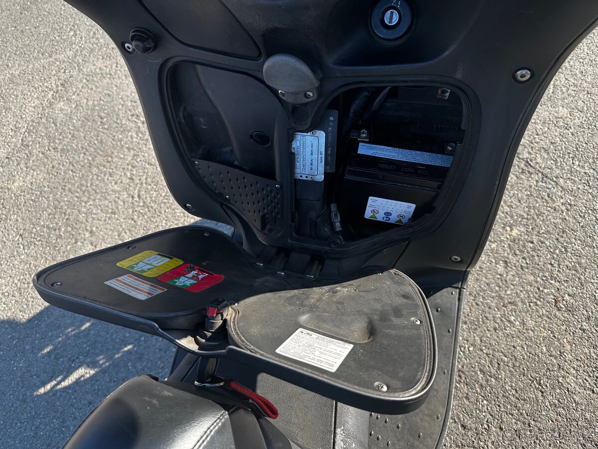 Aprilia Scarabeo 500 - 4