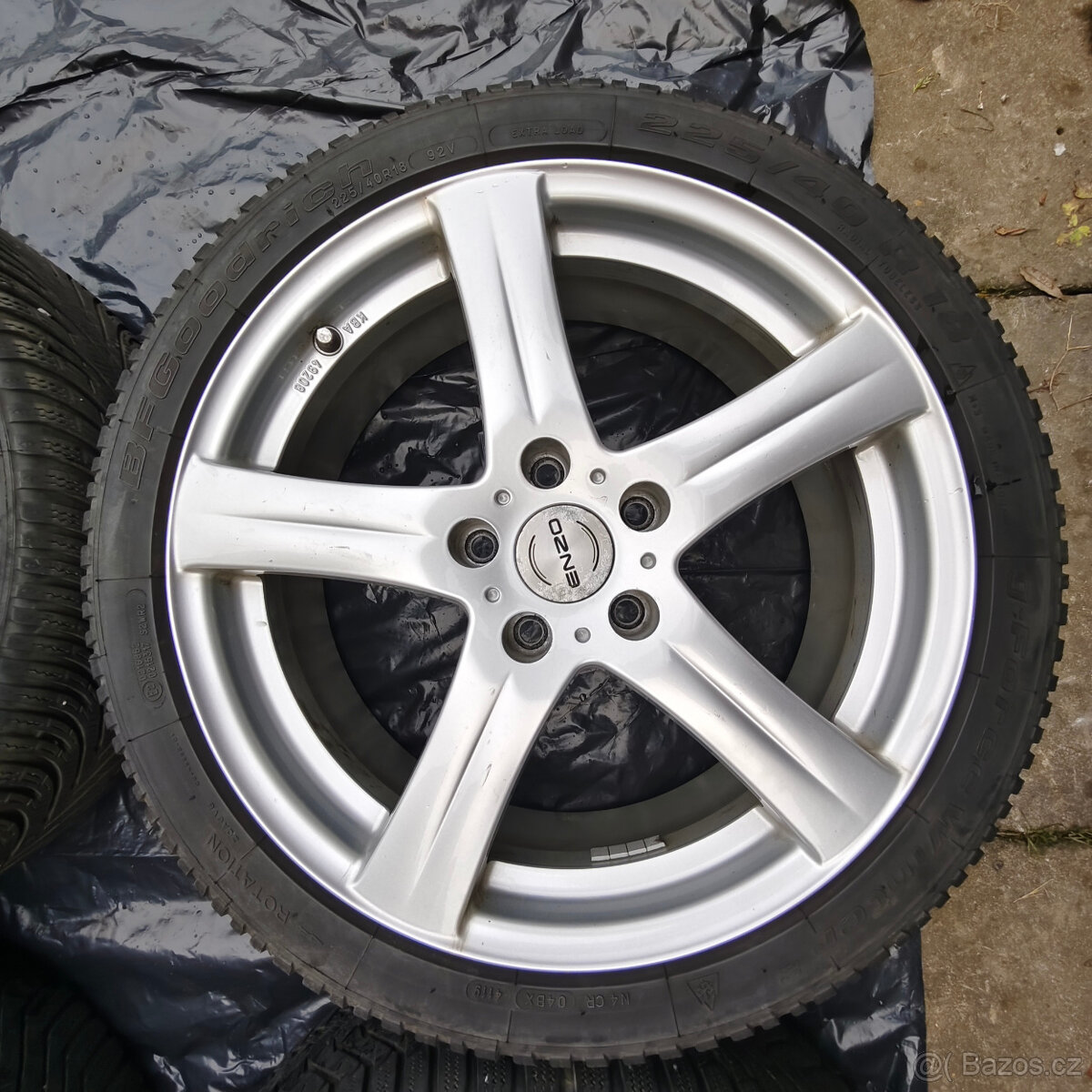 Zimní pneu 225/40 R18 kola 7,5Jx18 - 4