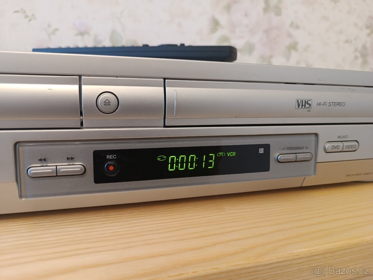 Dvd přehrávač VHS rekordér Sony - 4