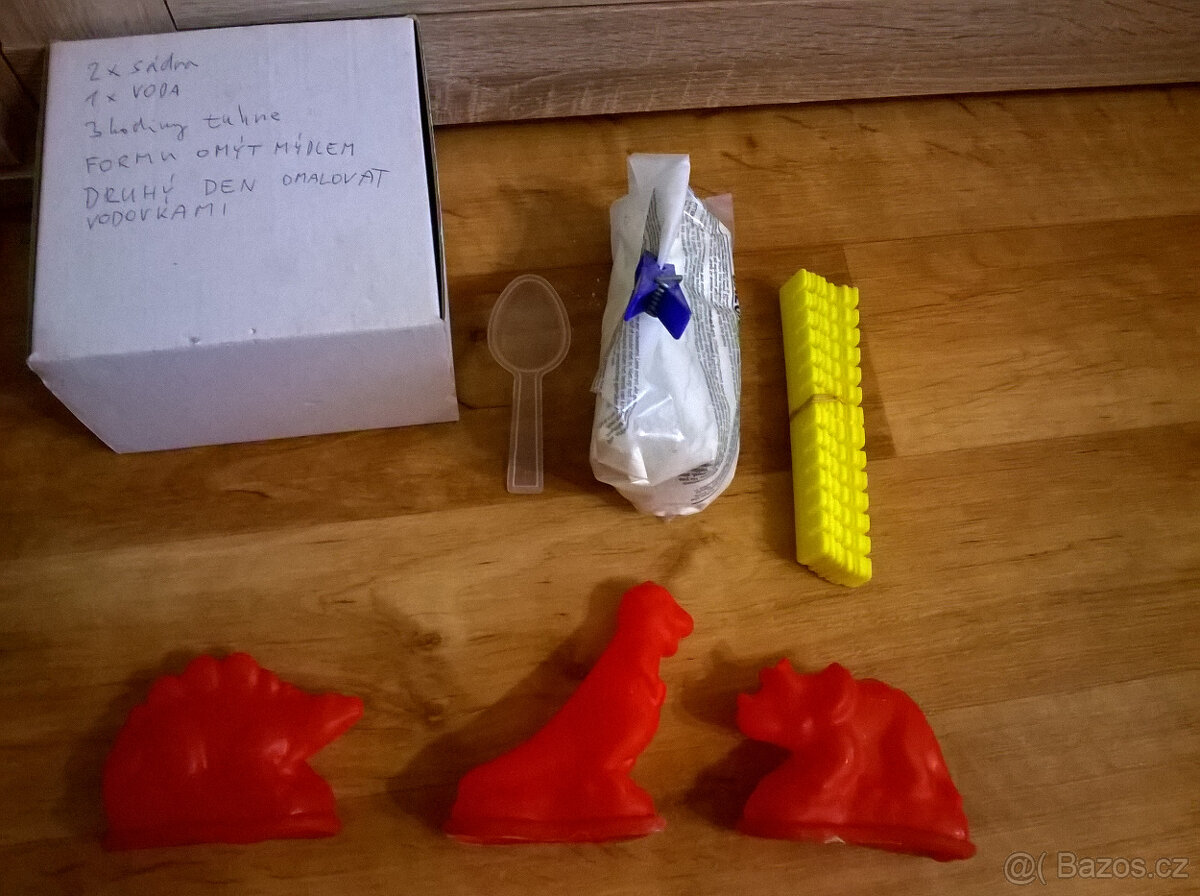 Dinosauři - Sada forem na výrobu sádrových FIGUREK DINOSAURŮ - 4