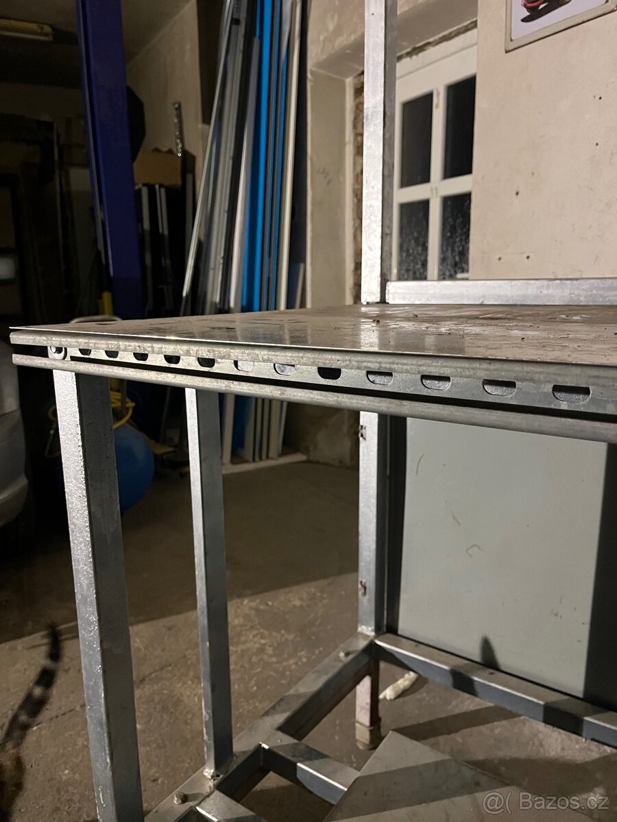 Ocelový stůl/ponk - 4