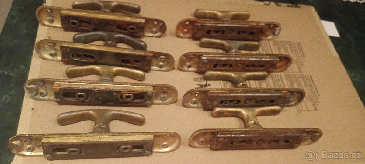 Mosazné kování , kliky kličky. - 4