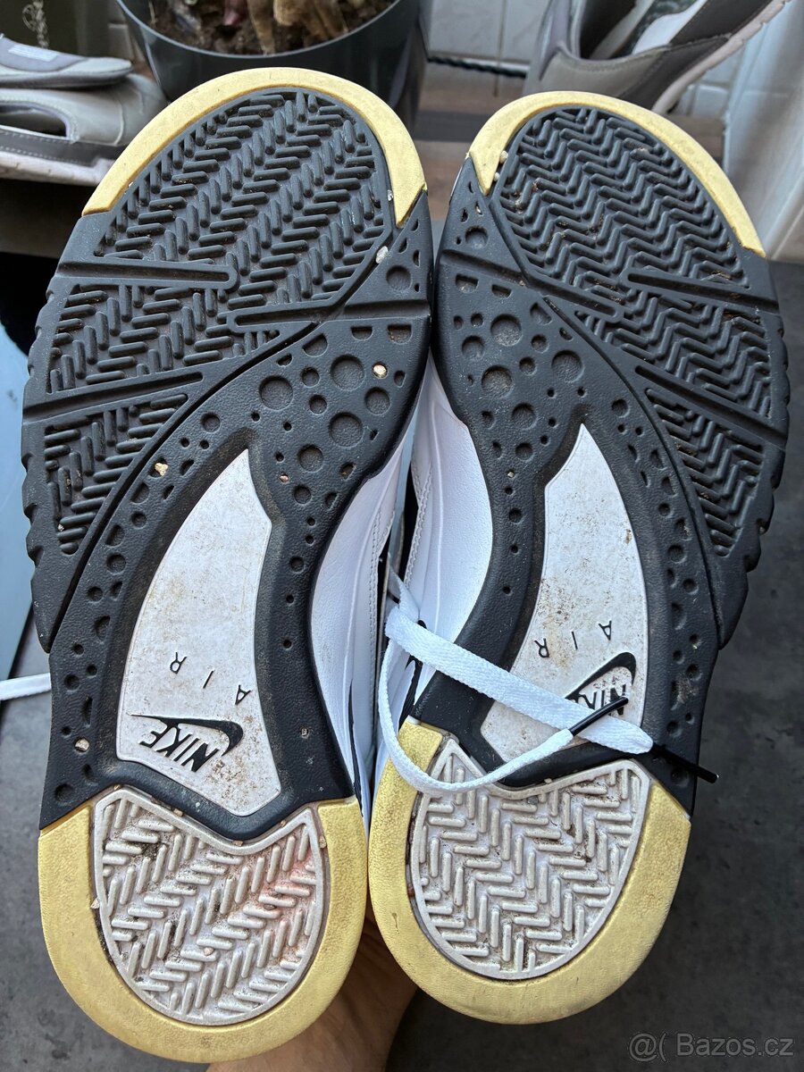 Panske Nike boty velikost 44 bíle - 4