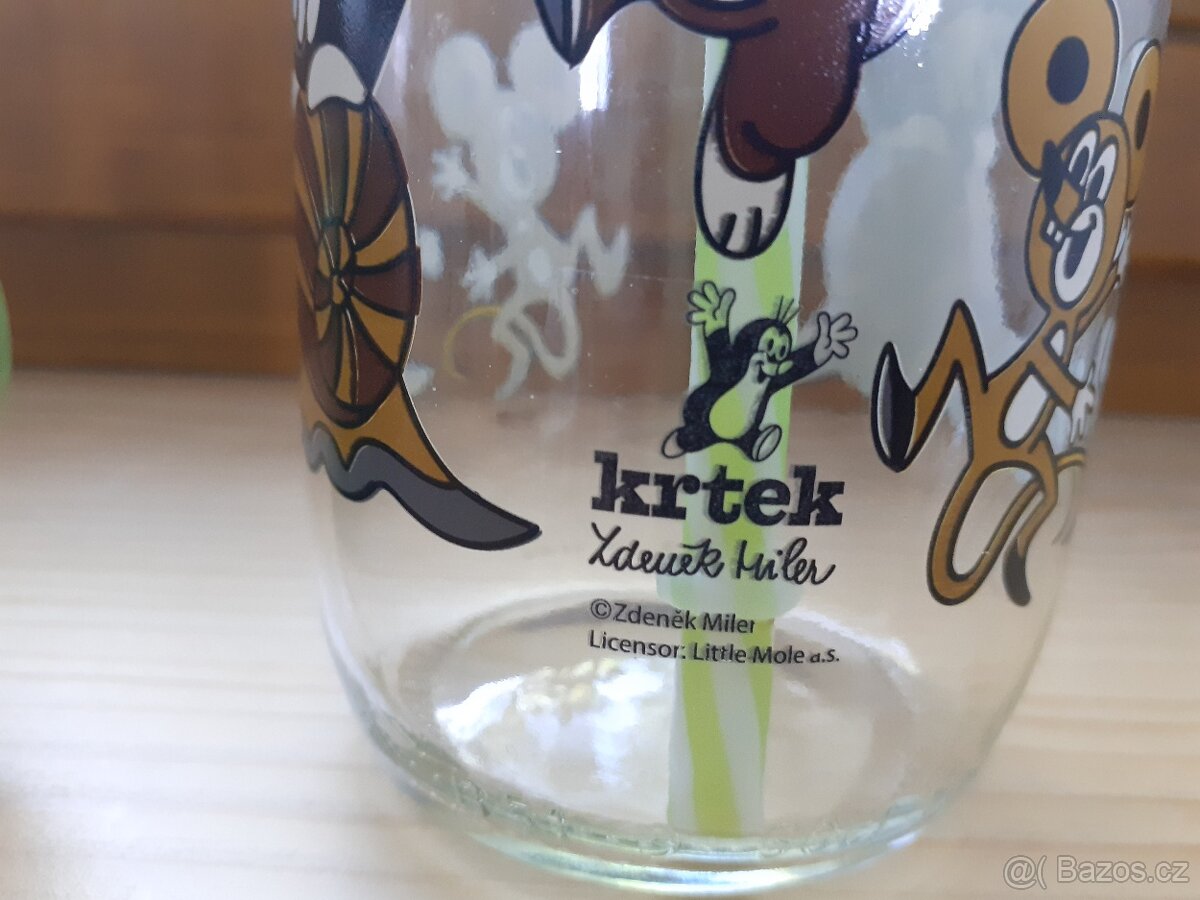 Láhev na pití a hrneček - 4