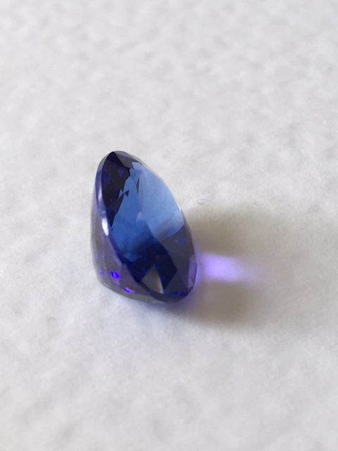 Tanzanit 9,47 karátu - 4