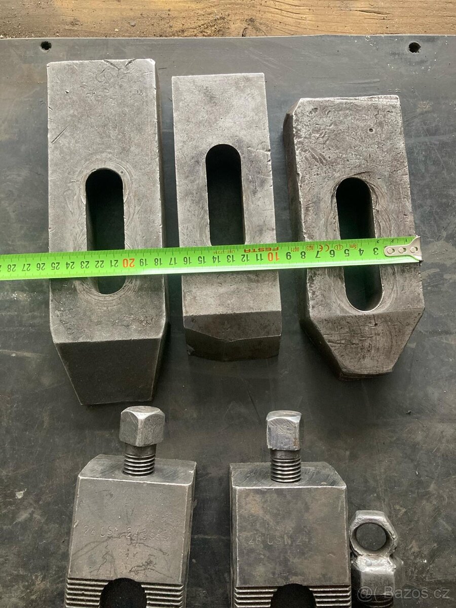 upínky - kameny - šrouby - 4