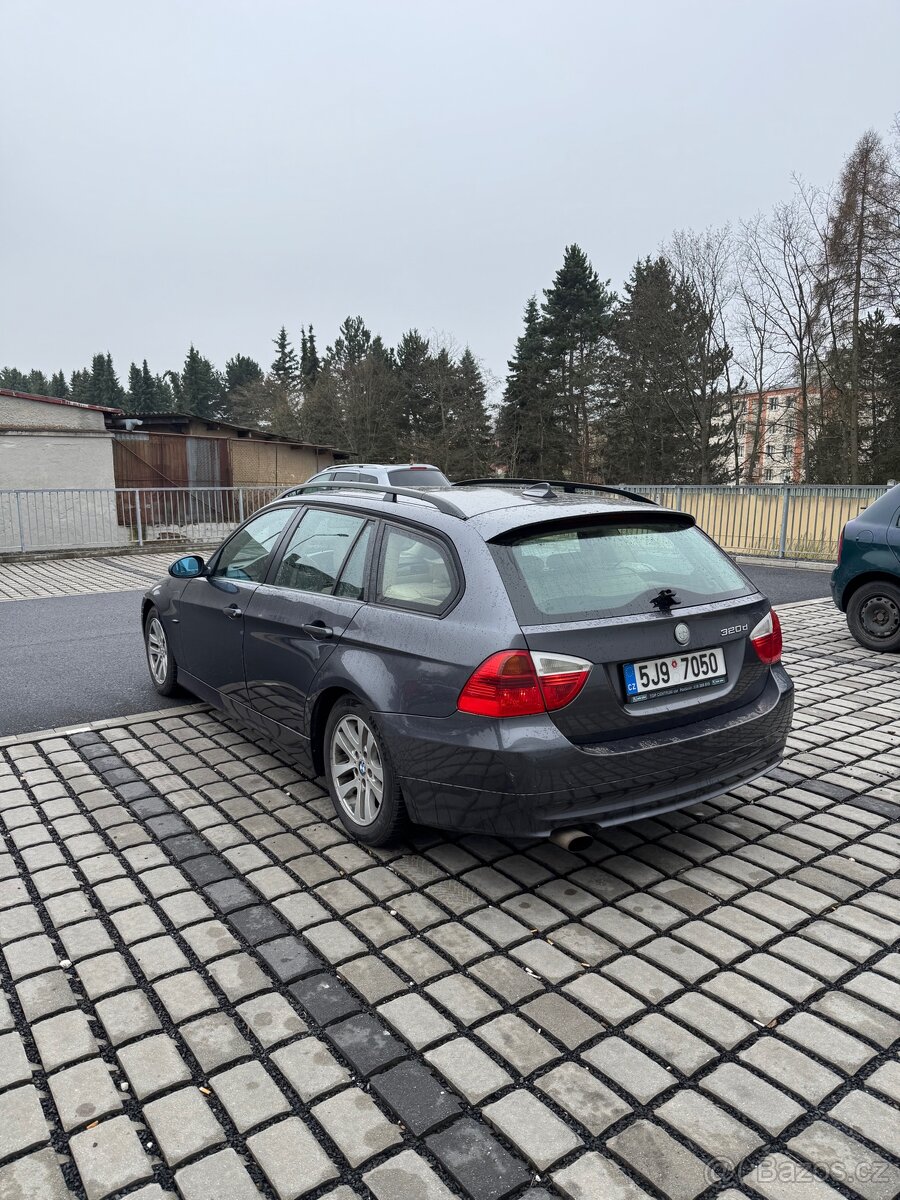 BMW 320d E91 120kw - 4