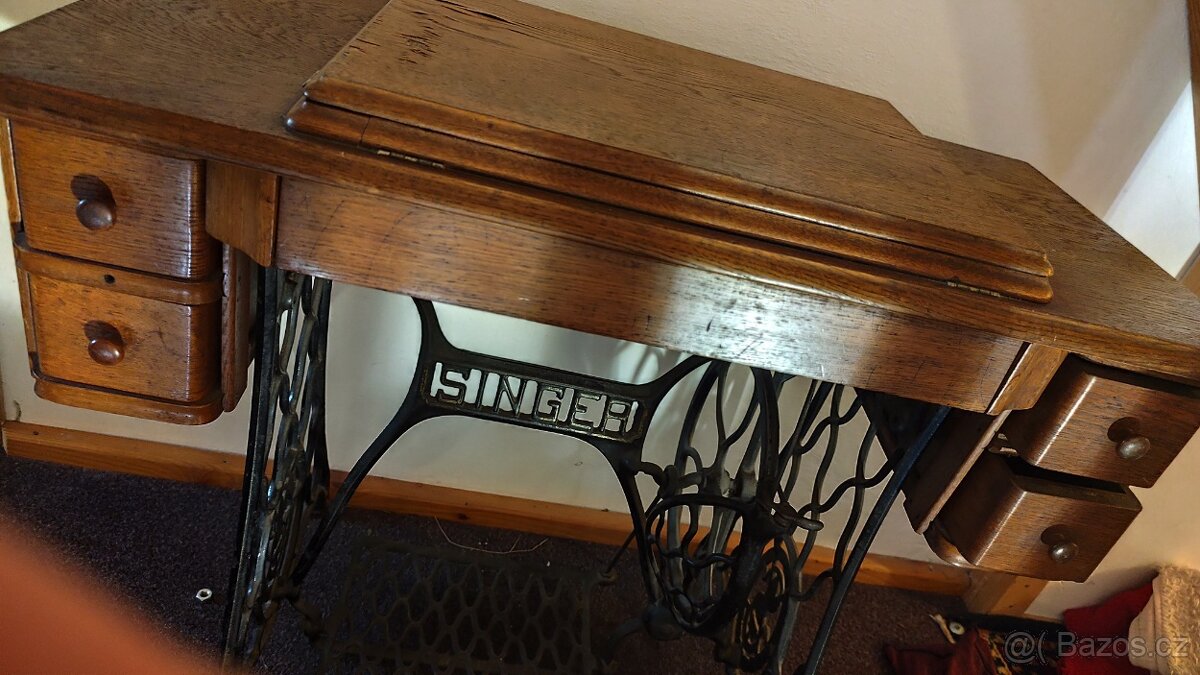 Starožitný šicí stroj - 4