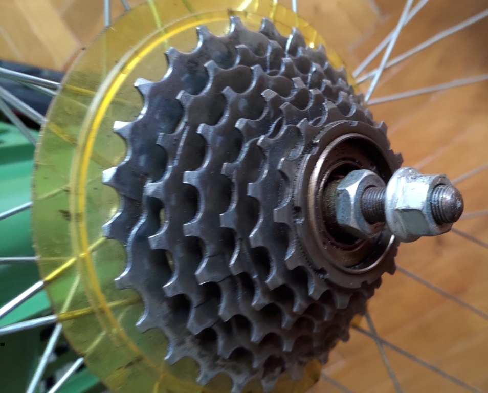 Prodám dámské trekové kolo - 4