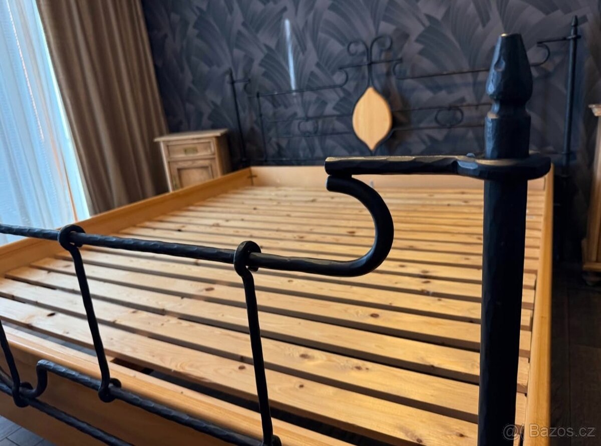 Prodám kovanou manželskou postel 180x200 - 4