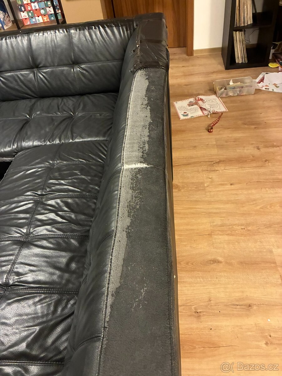 Rozkládací kožený gauč - 4