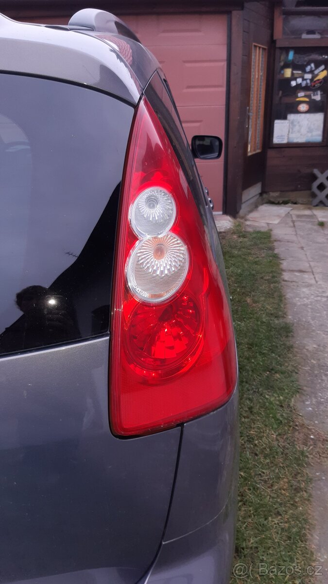 mazda 5 2,0i maska a spodní kryty motoru - 4