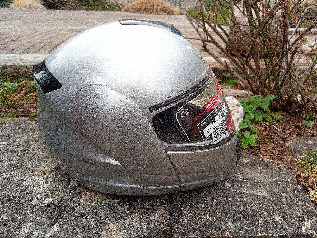 Motocyklová přilba, helma na motorku - 4