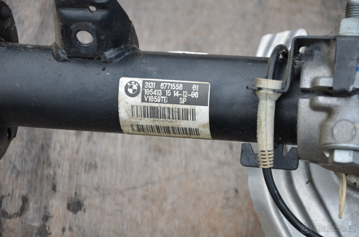 BMW 135i, E82, M paket - nápravy, nájezd 1500km - 4