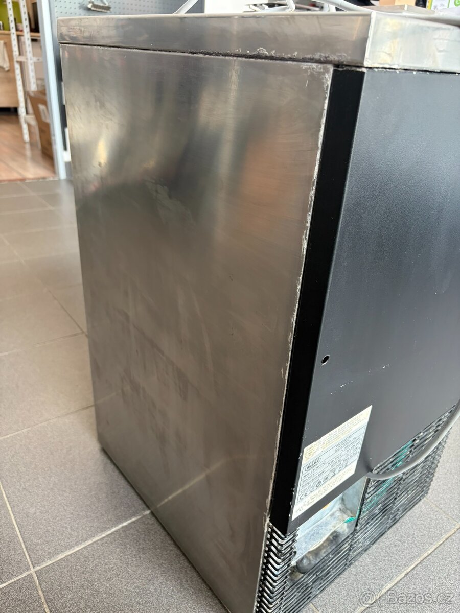 Výrobník ledu - Brema CB 249W - 4