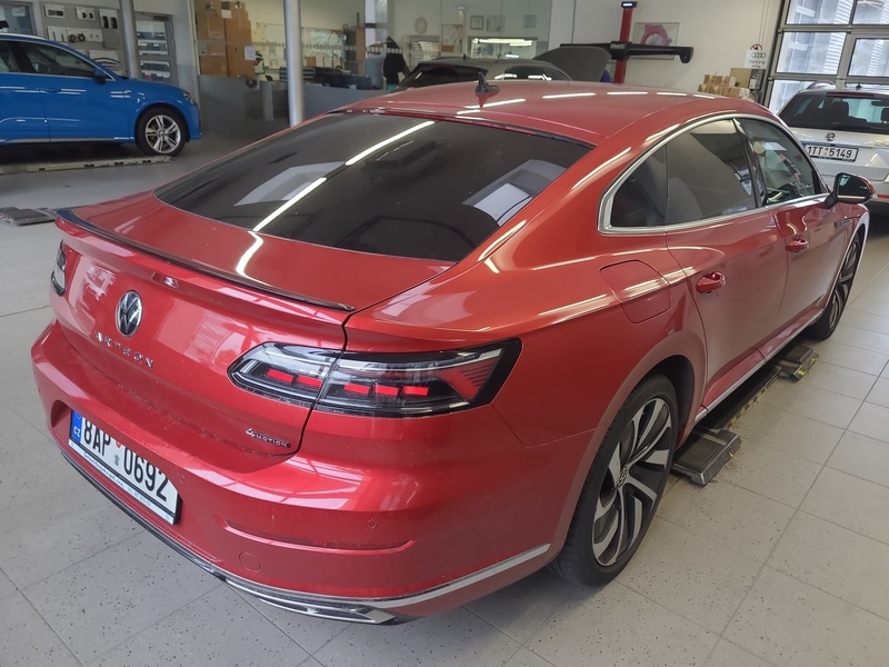 VW Arteon 2.0 TDI 147kW 4x4 DSG R-Line - záruka Autodraft - 4