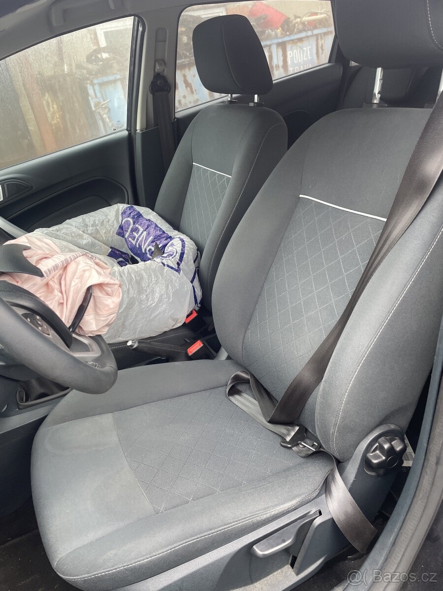 Prodám díly Ford Fiesta 1.25 44kw - 4