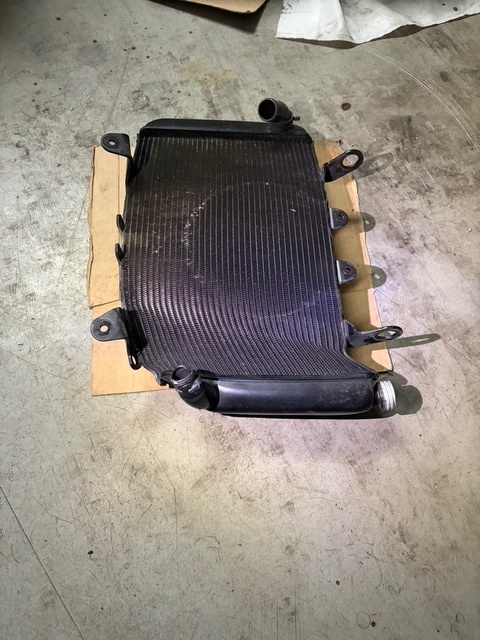 Chladič ktm duke 790 - 4