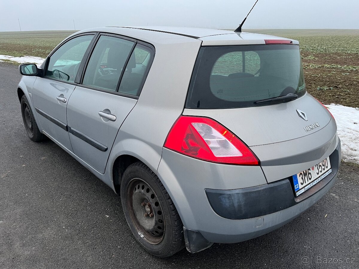 Renault Megane 2 1.6 83kw rv. 2003 - 4