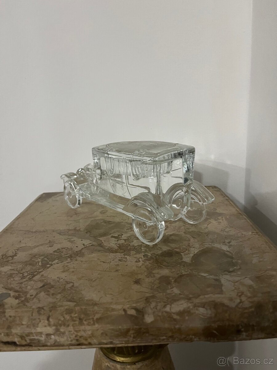 Staré skleněné auto - 4