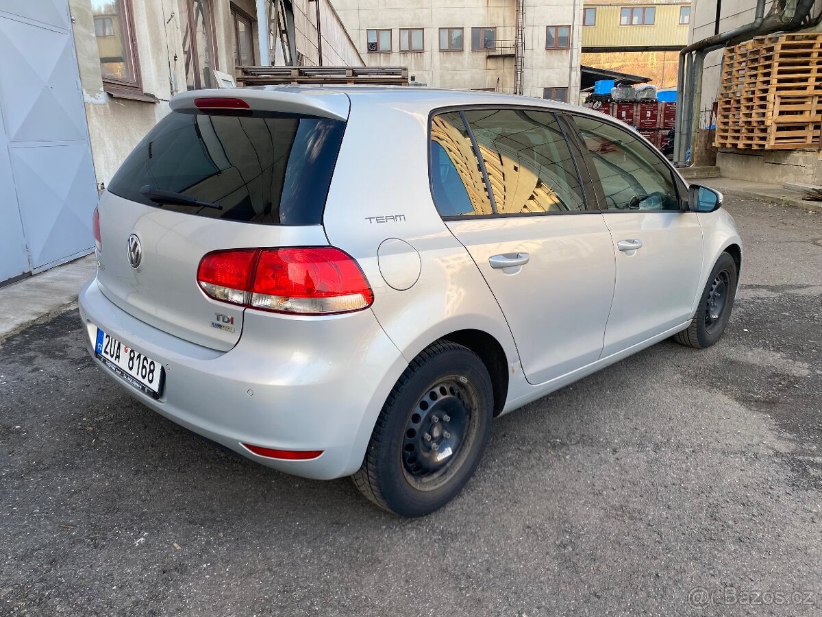 VOLKSWAGEN GOLF 1.6 TDI - 4