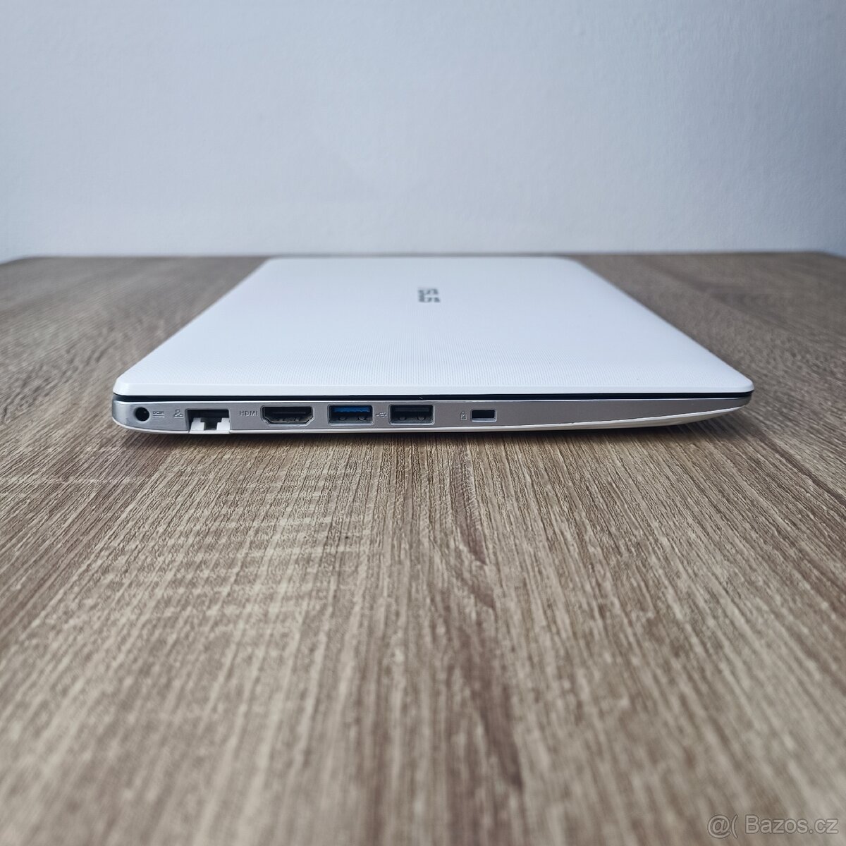 Elegantní Notebook ASUS - 4