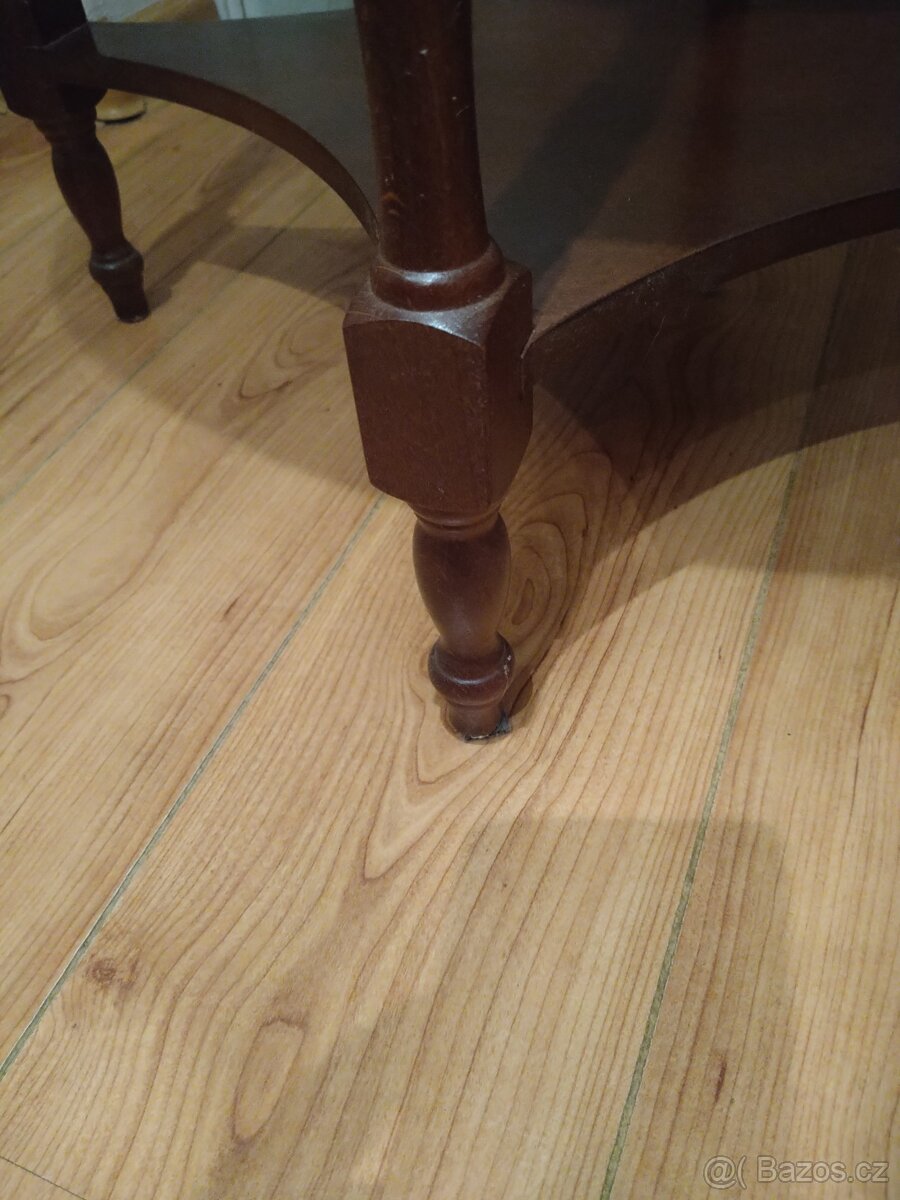 Stoleček - 4