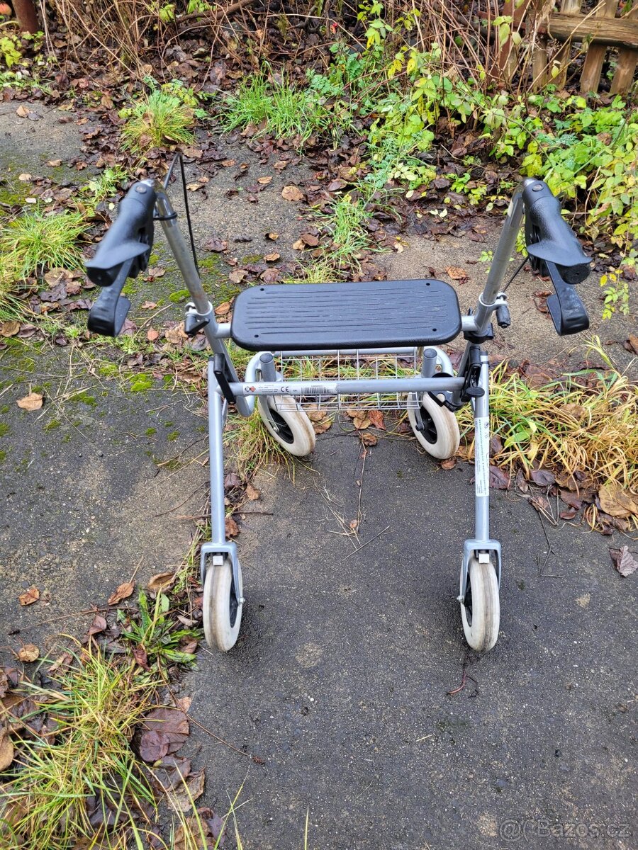 Chodítko pro seniory - Děčín - 4