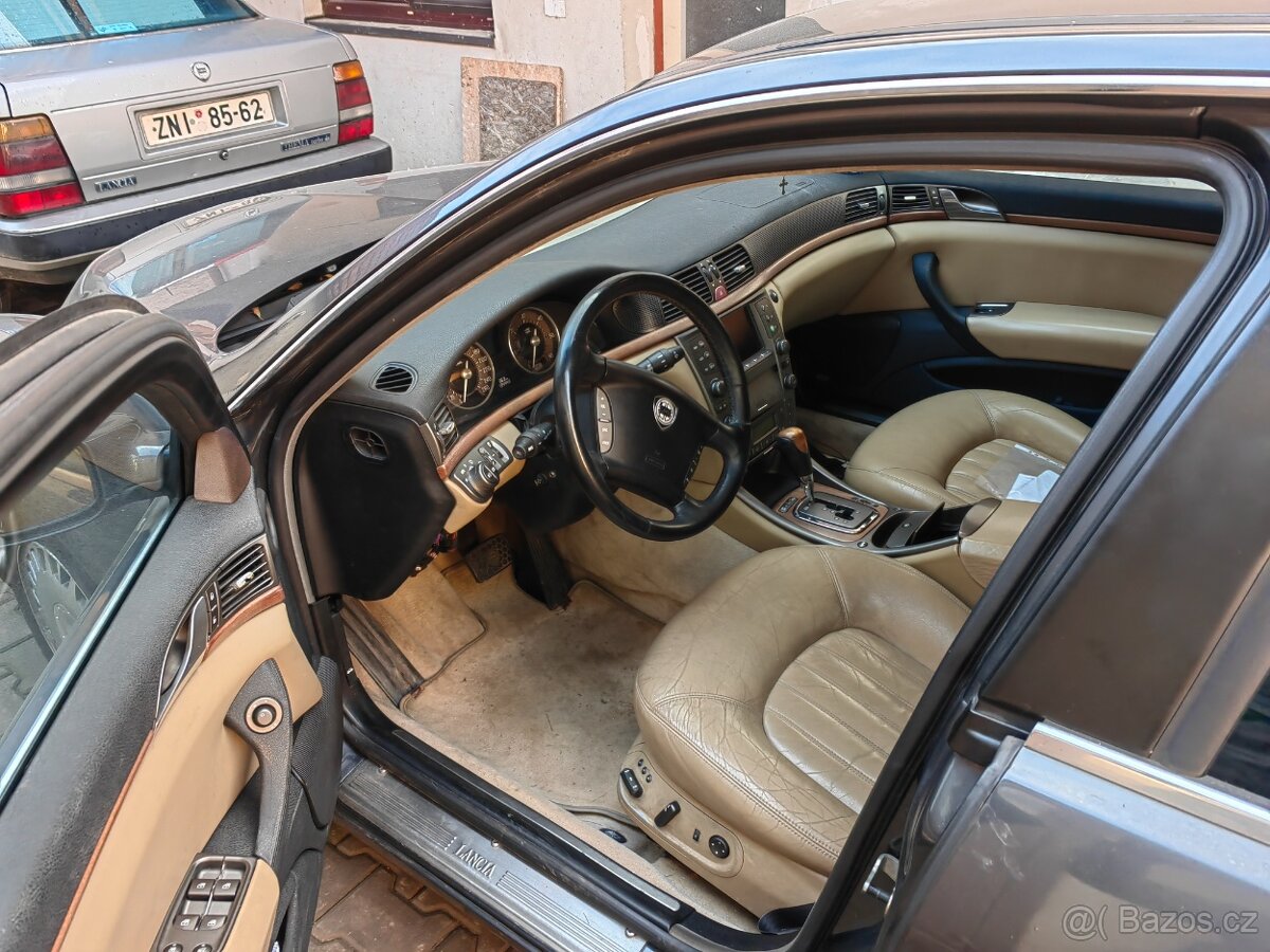 Lancia thesis 129kw automat - 4