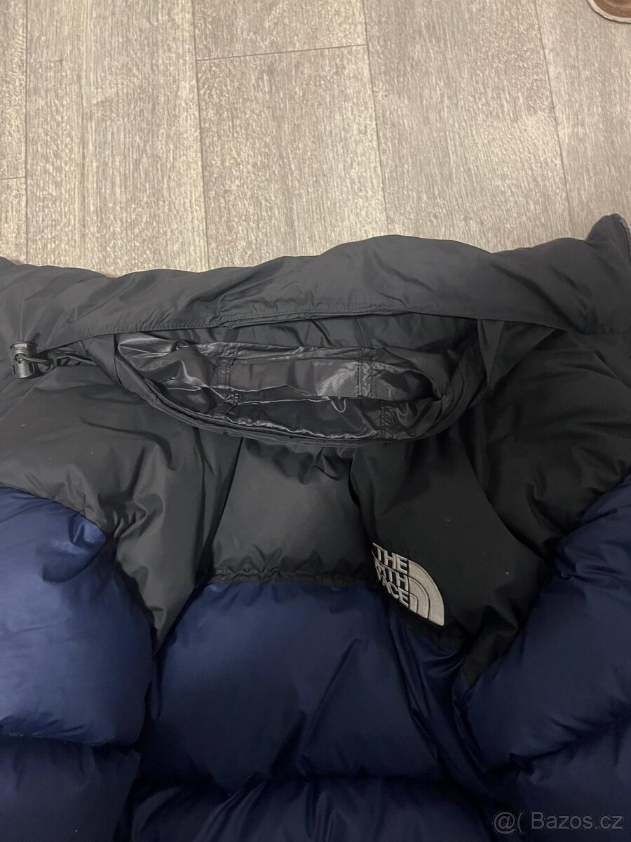 Dámská bunda Zn. The North face, vel. S (délka 50 cm) - 4