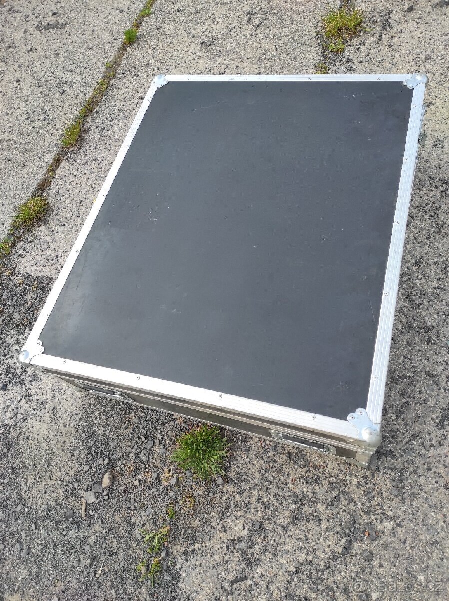 Hliníkový kufr pěkný stav - 4