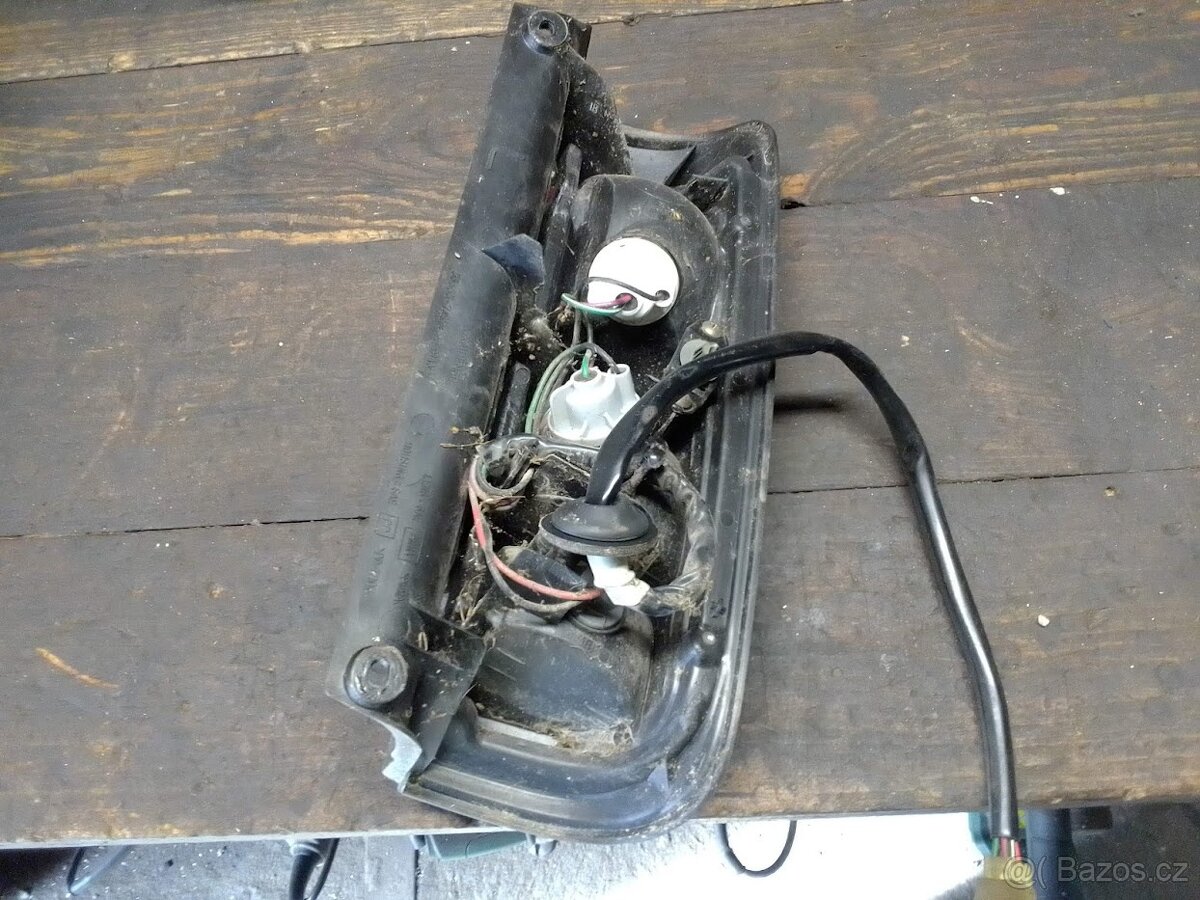 Suzuki Ignis 1 zadní světlo - 4