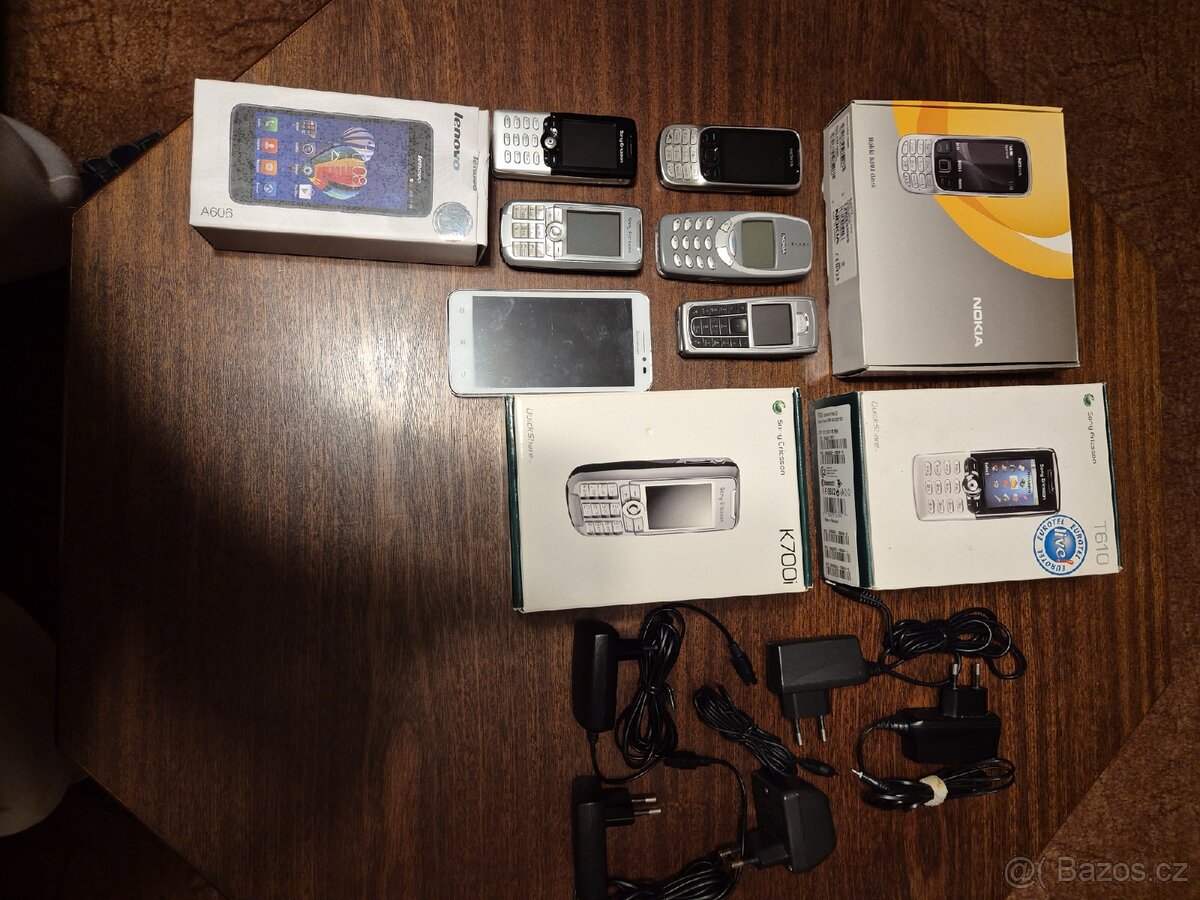 Prodám sbírku mobilů - 4