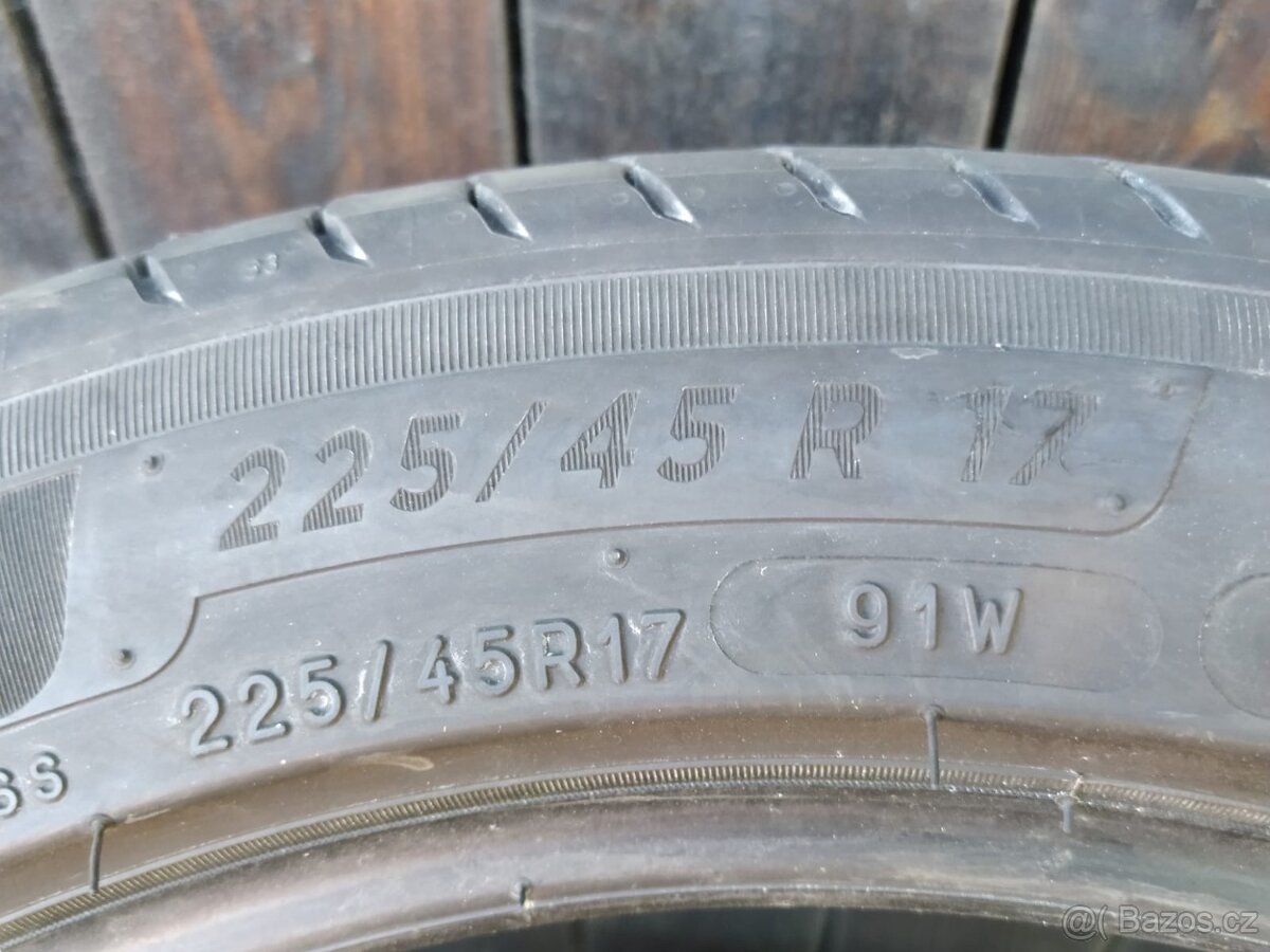 Michelin 225/45/R17 léto - 4