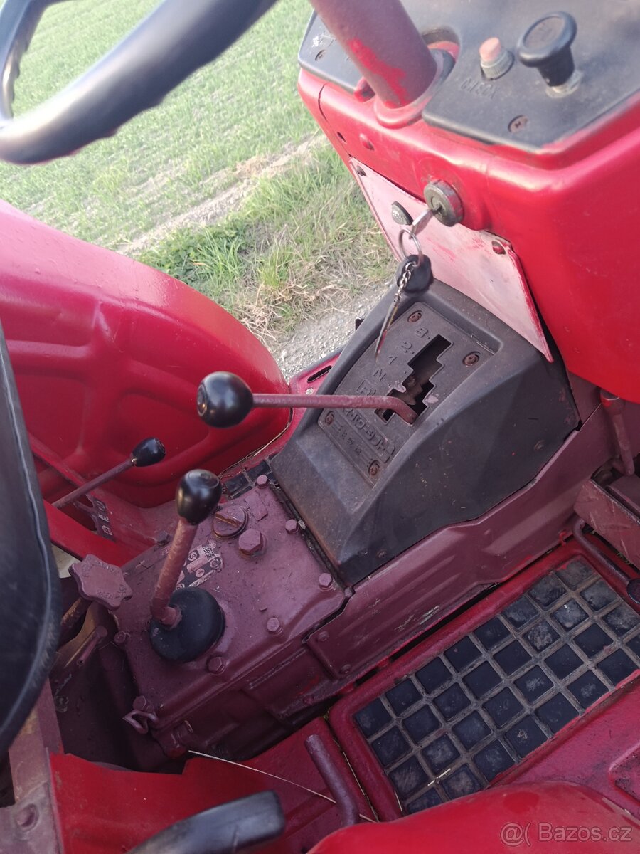 Malotraktor Yanmar+ čelní nakladač - 4