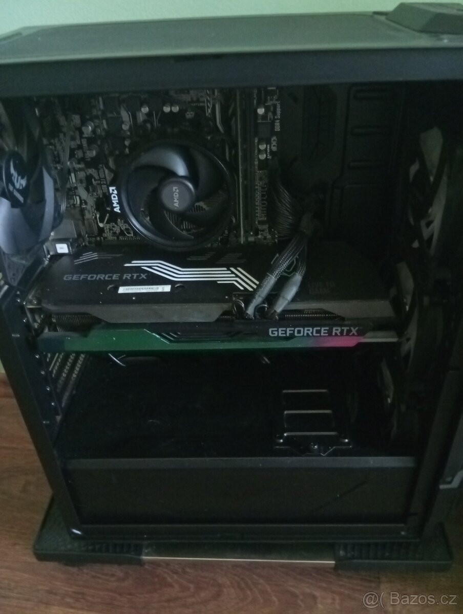 Herní počítač - 4