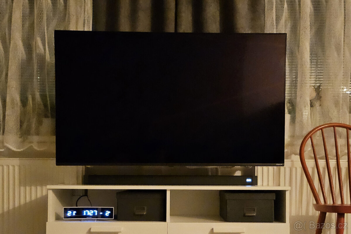 4metrová lepící LED páska s USB koncovkou - 4