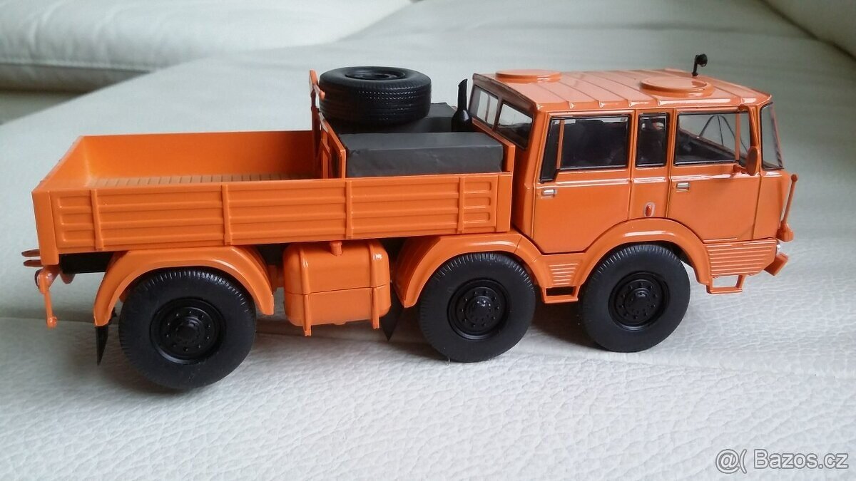 Tatra 813 6x6 tahač - 1968 DeAgostini 1/43 - 4