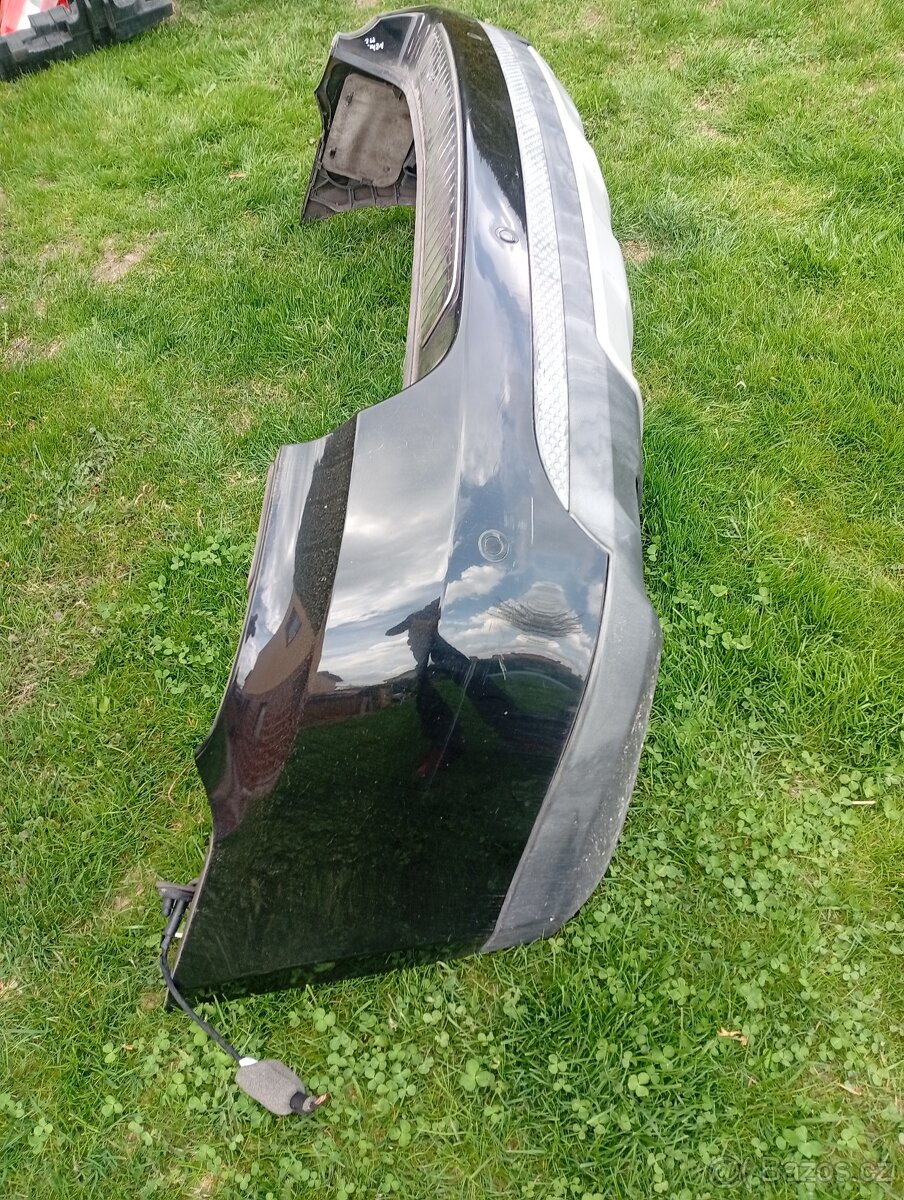 MERCEDES BENZ ML W164 ZADNÍ NÁRAZNÍK PĚKNÝ VČ. PAR. ČIDEL - 4