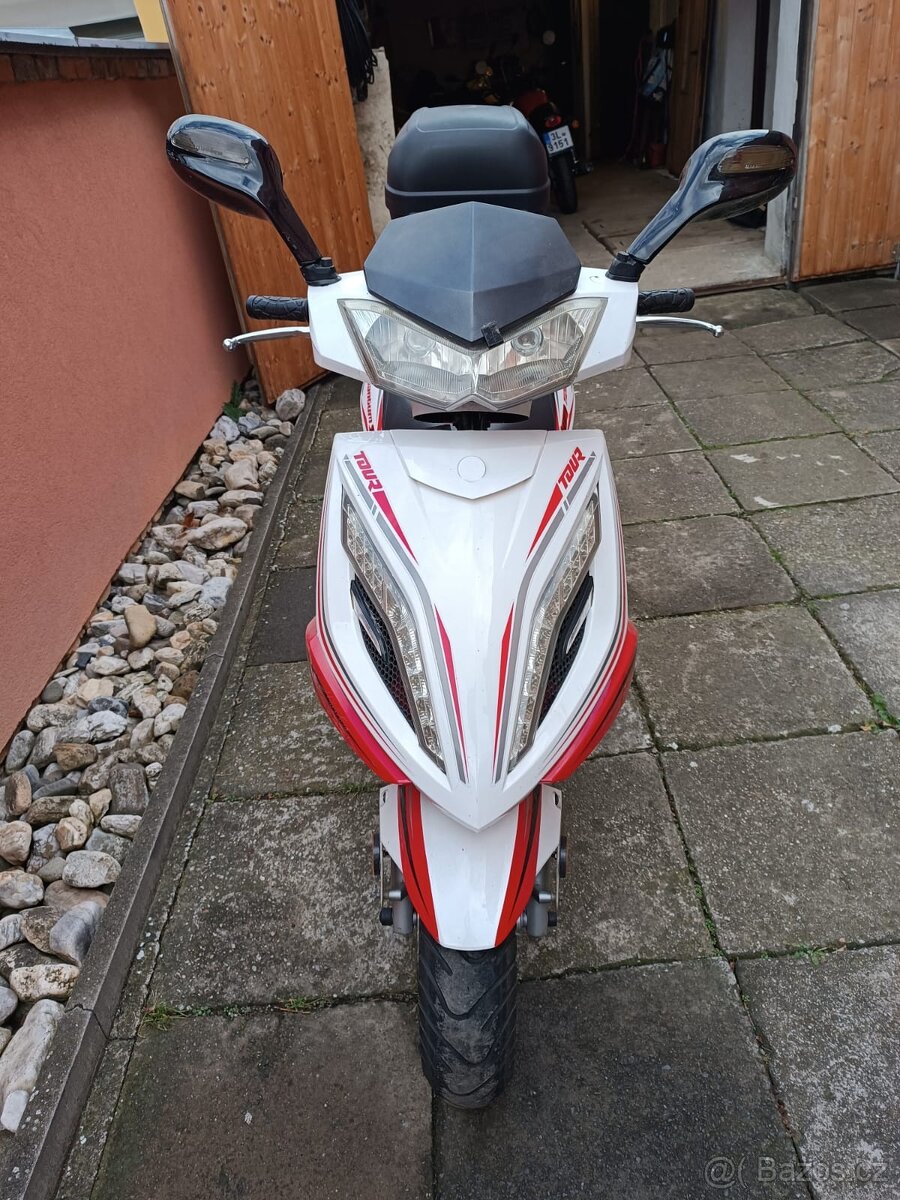 Tao Tao - Quantum tour 125 - 4