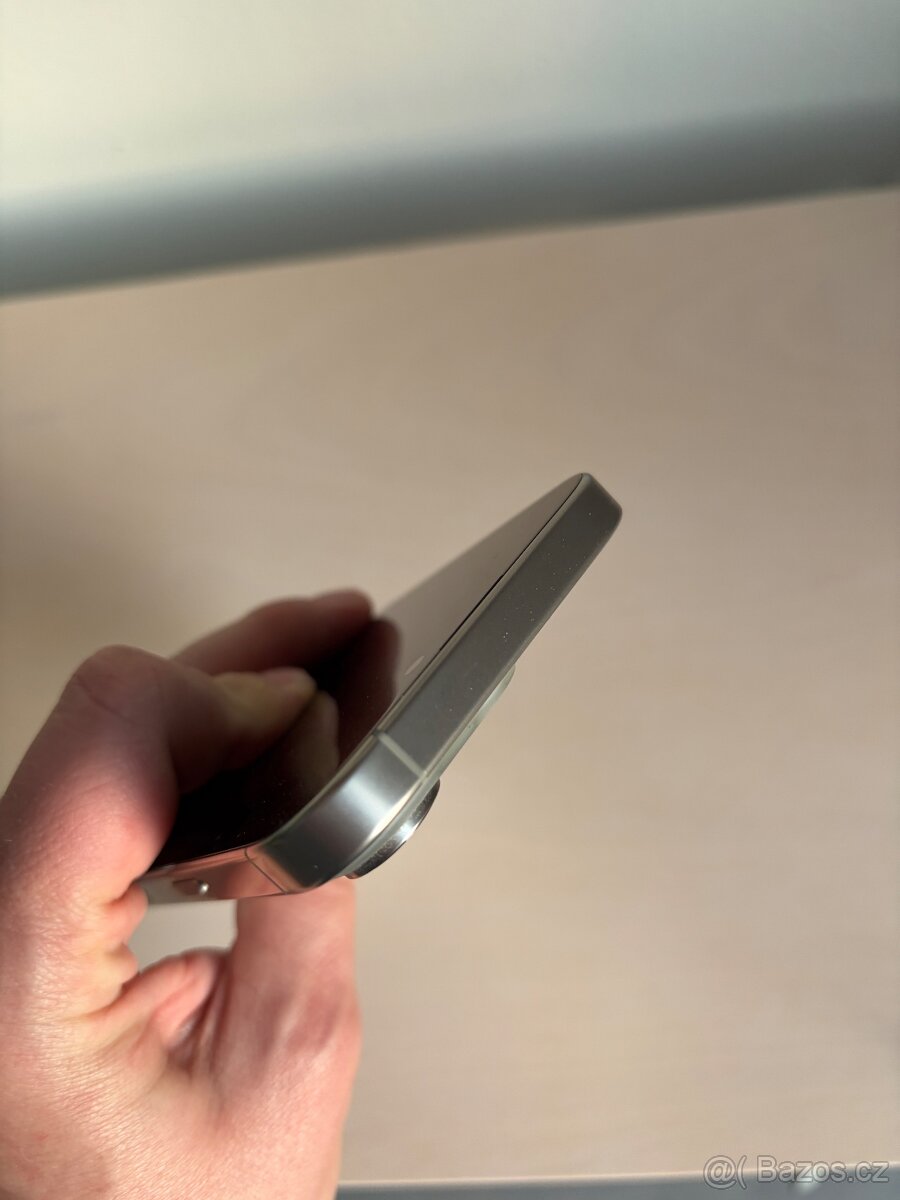 Iphone 16 PRO 256 GB - 4